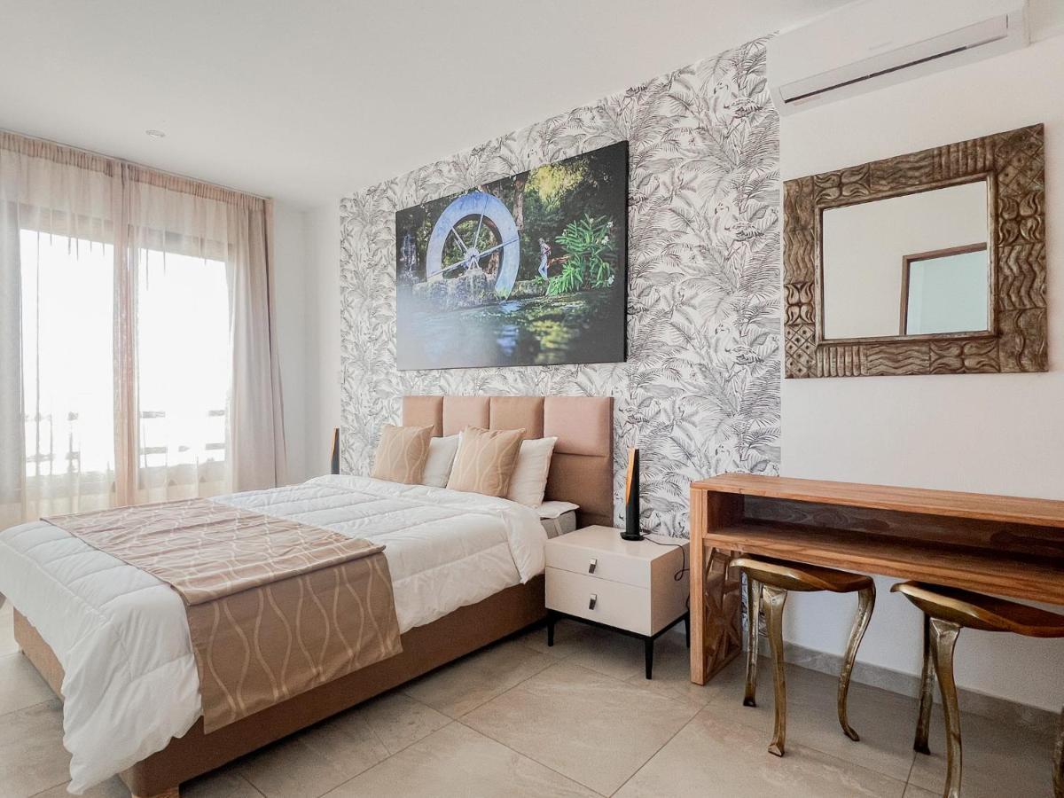 Residence Celestial - Premium 3 Bedrooms Villa With Volcanic Stone Pool Grand Baie Exterior photo